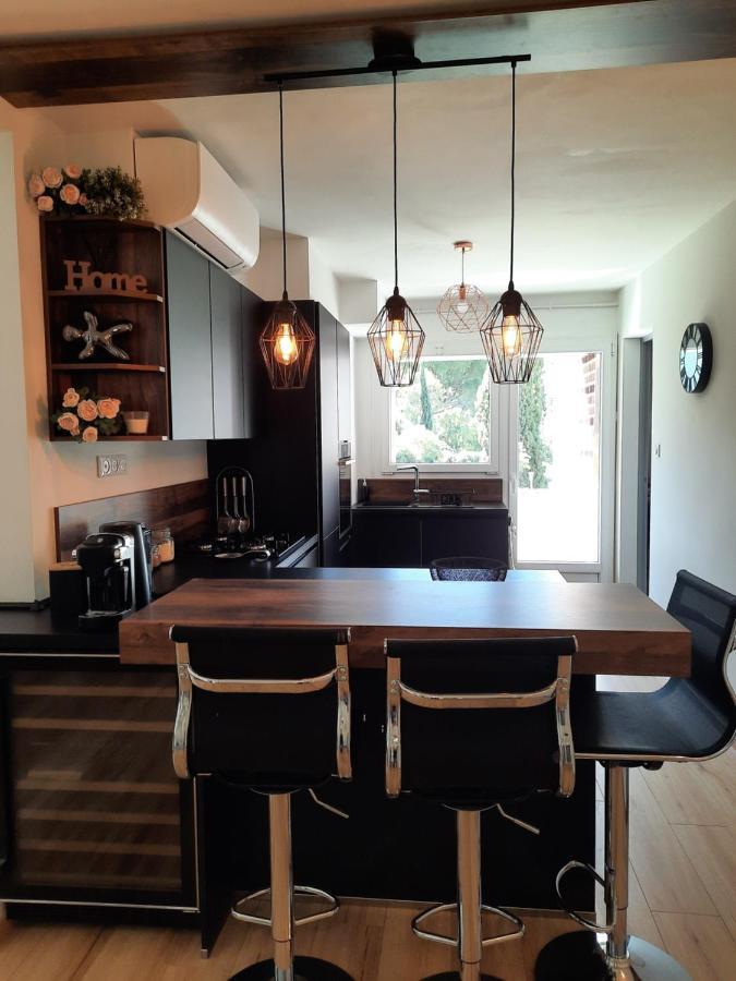 Mon Petit Paradis, Cassis Centre Apt 90 M2, 200 M Mer, Terr Plein Sud, Clim Park Prive מראה חיצוני תמונה